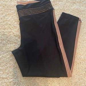 Victoria’s Secret sport capri yoga leggings
